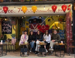 Silvia B. (Laos-Vietnam-Camboya-Tailandia)