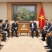 Viceprimer ministro recibe al director general de LG Display Vietnam